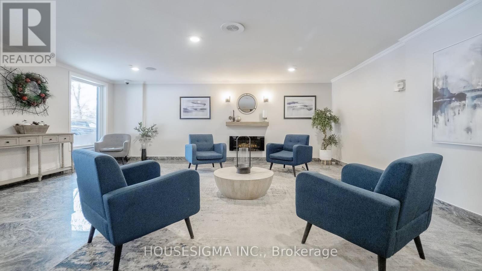 Property at 216 - 15 LA ROSE AVENUE image 2