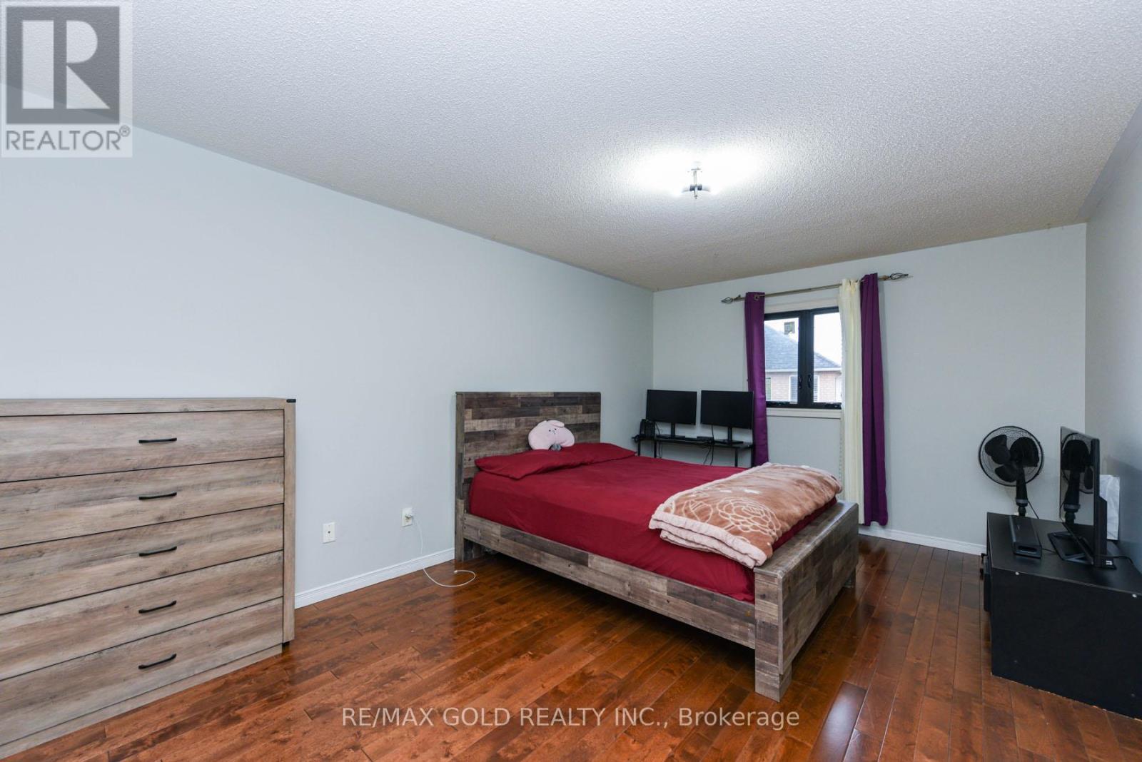 17 Penguin Lane, Brampton, Ontario  L6R 2C1 - Photo 26 - W12098618