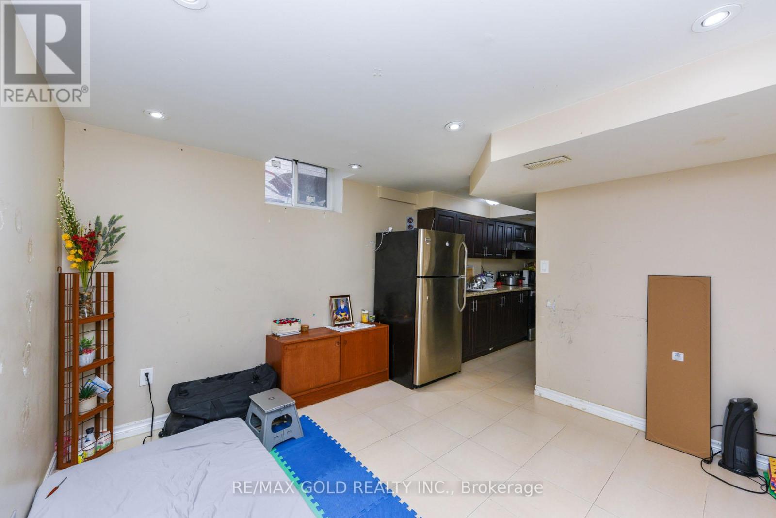 17 Penguin Lane, Brampton, Ontario  L6R 2C1 - Photo 30 - W12098618