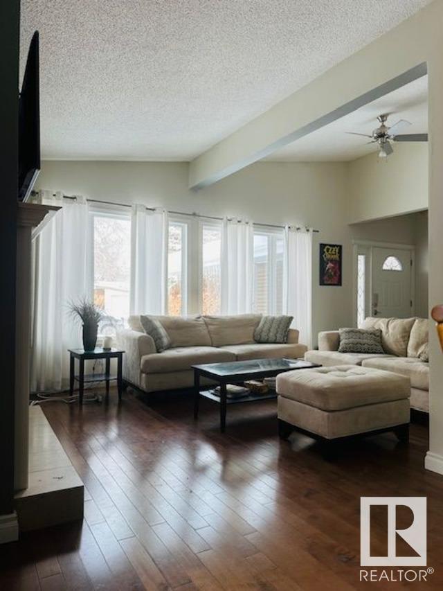 Property at 71 FOREST DR image 3