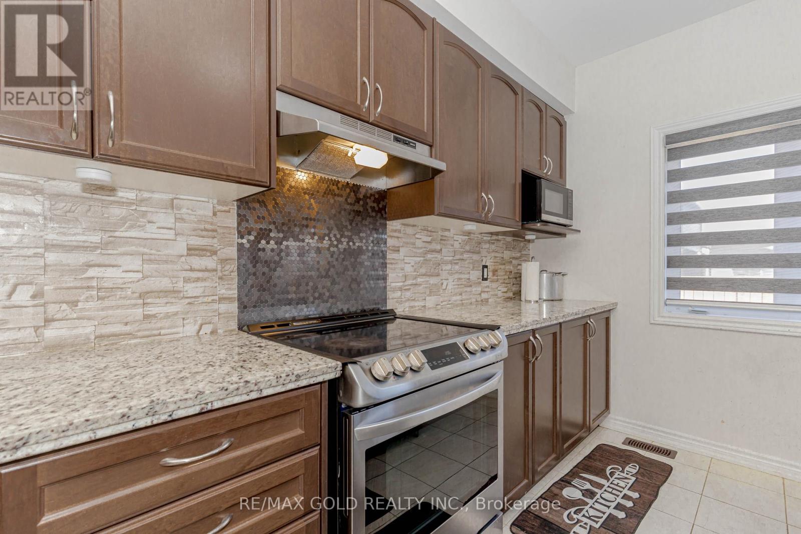 55 Scenic Ridge Gate, Brant, Ontario  N3L 0K4 - Photo 16 - X12098562