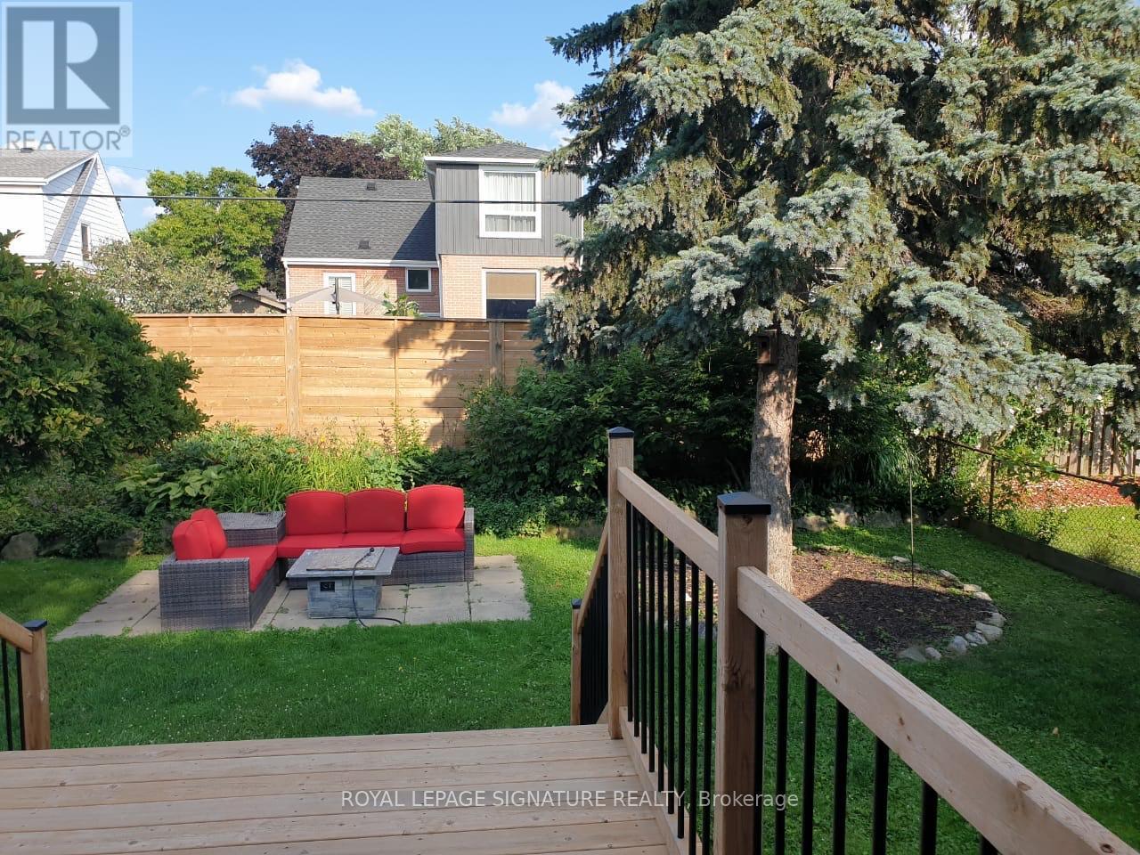 207 West 33rd St Street, Hamilton, Ontario  L9C 5J4 - Photo 4 - X12098574