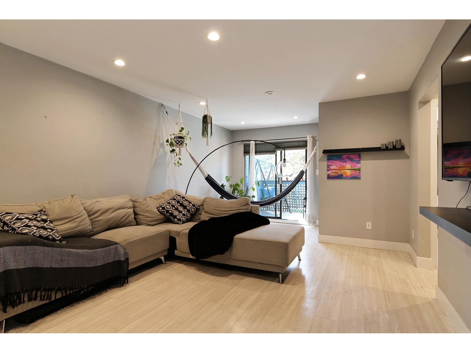 Property at 213 5906 176A STREET image 3