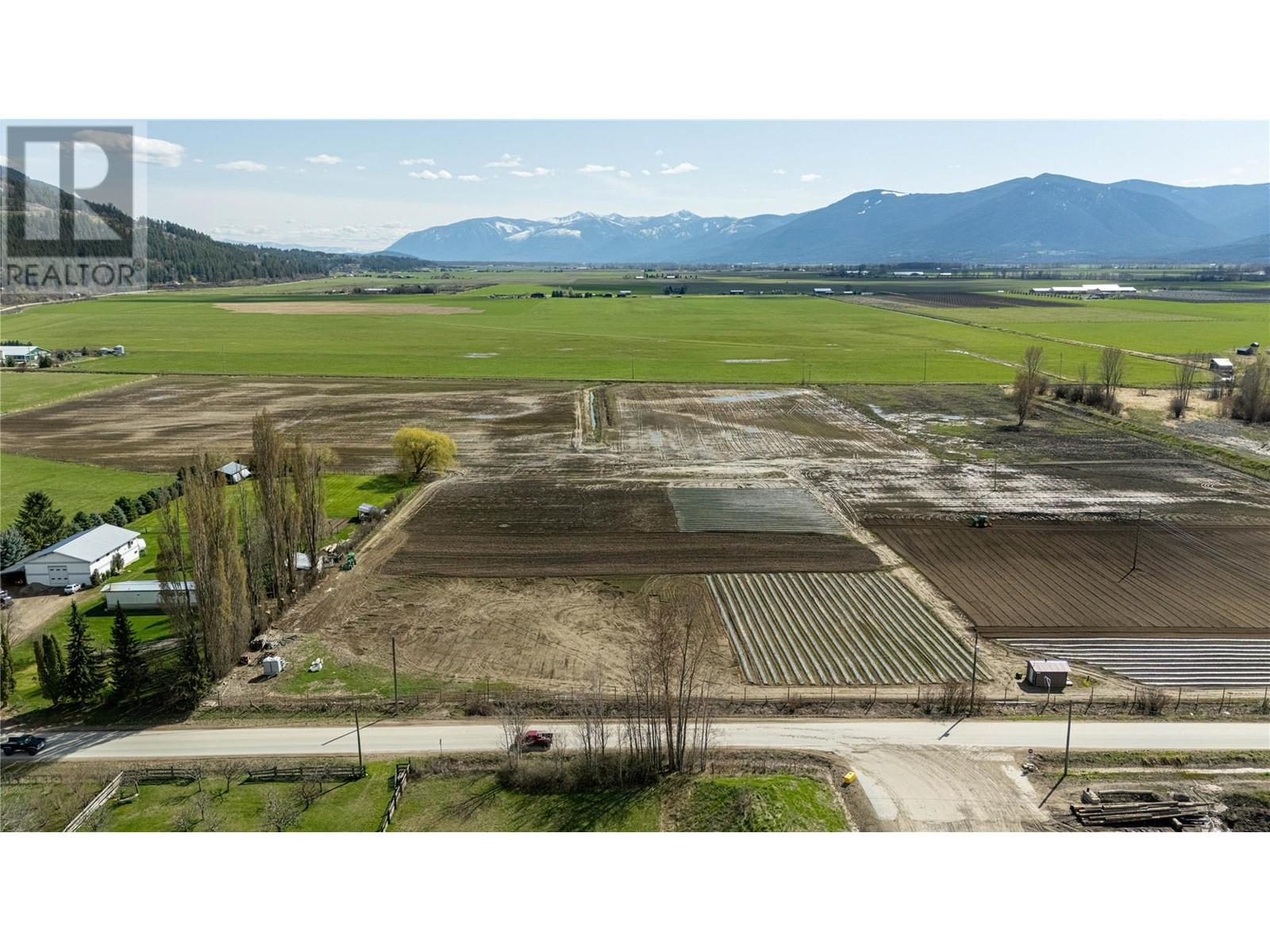 Property at 993 Duck Lake Road image 4