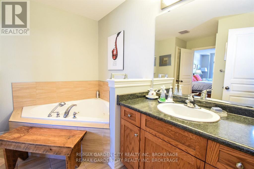 47 Montebello Place, St. Catharines, Ontario  L2R 6B5 - Photo 42 - X12098685