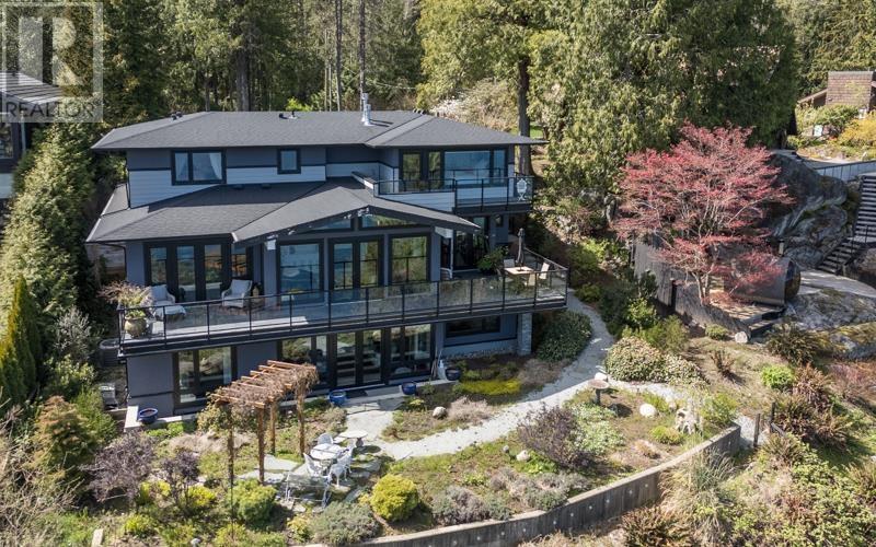 1812 Cardinal Crescent, North Vancouver, British Columbia  V7G 1Y2 - Photo 17 - R2993269