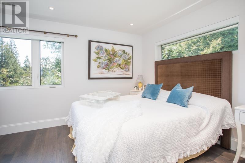 1812 Cardinal Crescent, North Vancouver, British Columbia  V7G 1Y2 - Photo 25 - R2993269
