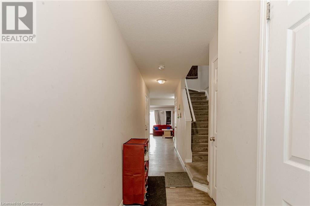 50 Pinnacle Drive Unit# 55, Kitchener, Ontario  N2P 0H8 - Photo 8 - 40720674
