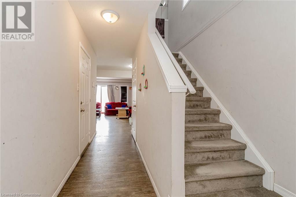 50 Pinnacle Drive Unit# 55, Kitchener, Ontario  N2P 0H8 - Photo 9 - 40720674
