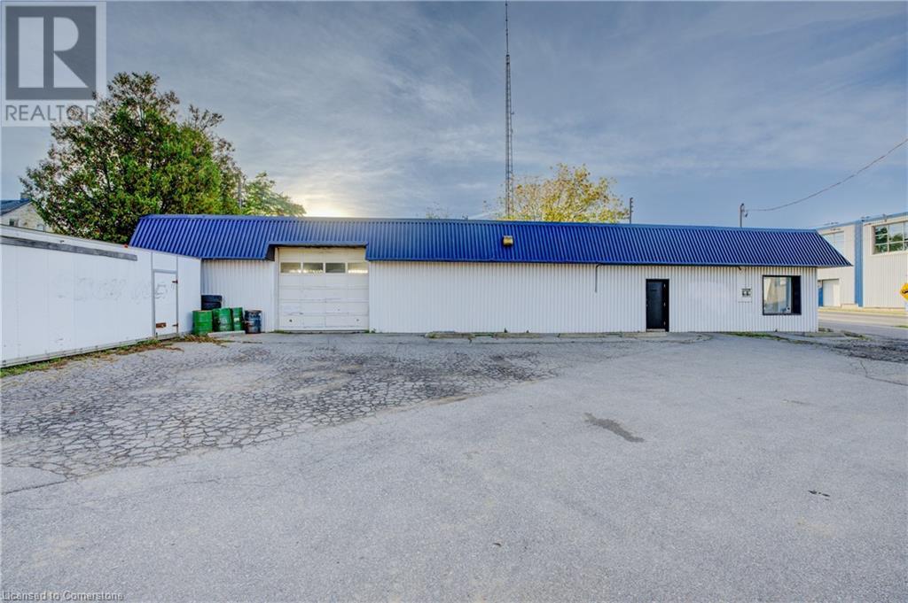 983 & 991-995 King St. E. & 512-516, 520 Charles St. E. Street, Kitchener, Ontario  N2G 2R2 - Photo 8 - 40720682