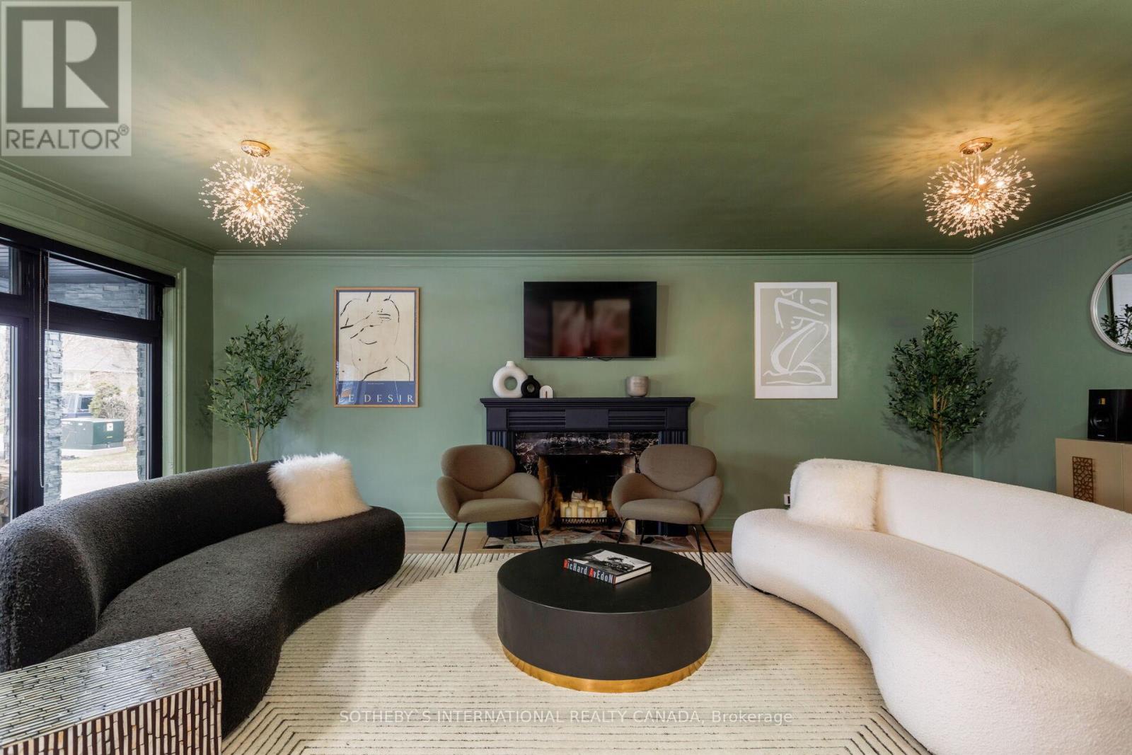 Property at 15 RAVENSBOURNE CRESCENT image 5