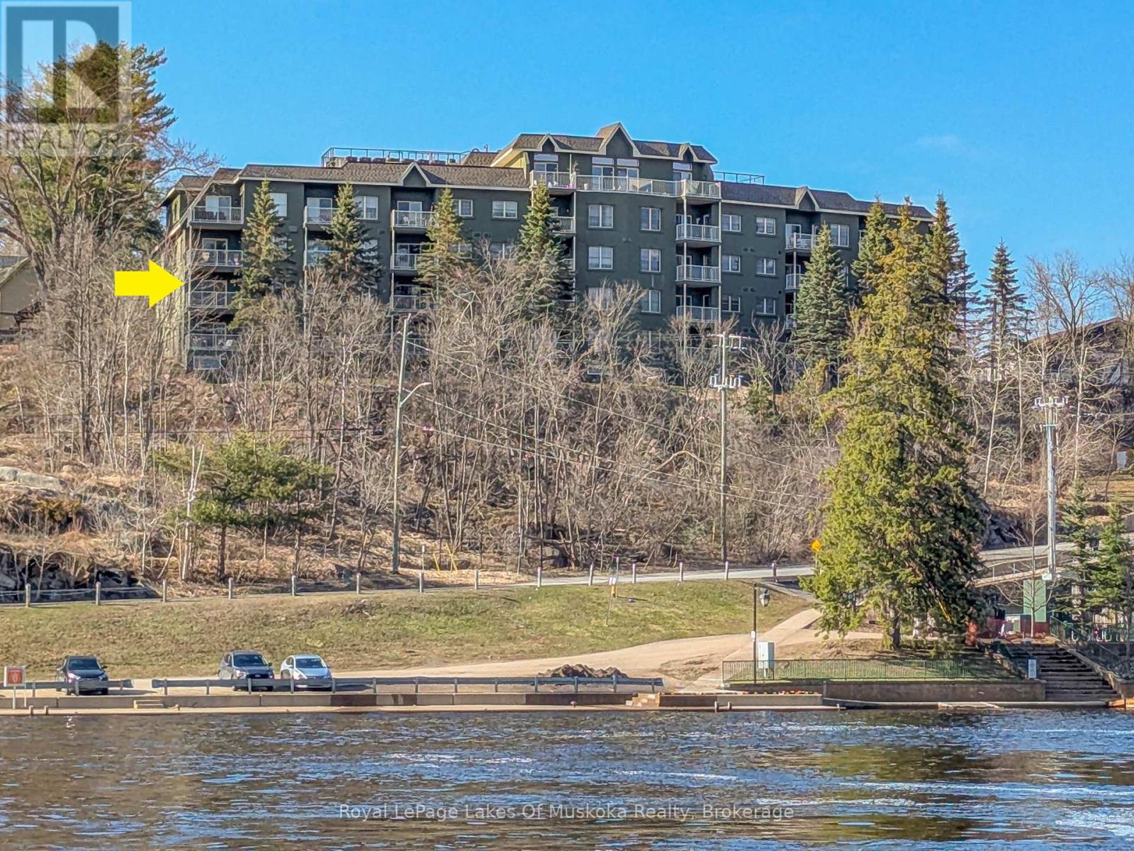 201 - 24 Ontario Street, Bracebridge, Ontario  P1L 2H5 - Photo 2 - X12096298