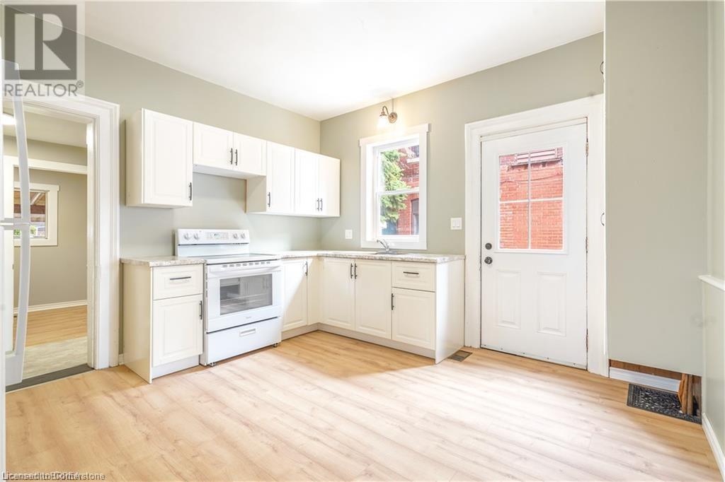 198 Sheridan Street Unit# Main, Brantford, Ontario  N3S 4P8 - Photo 8 - 40719057