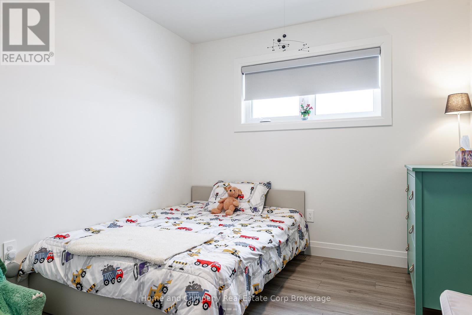 169 Hooper Street, St. Marys, Ontario  N4X 0C1 - Photo 23 - X12095398