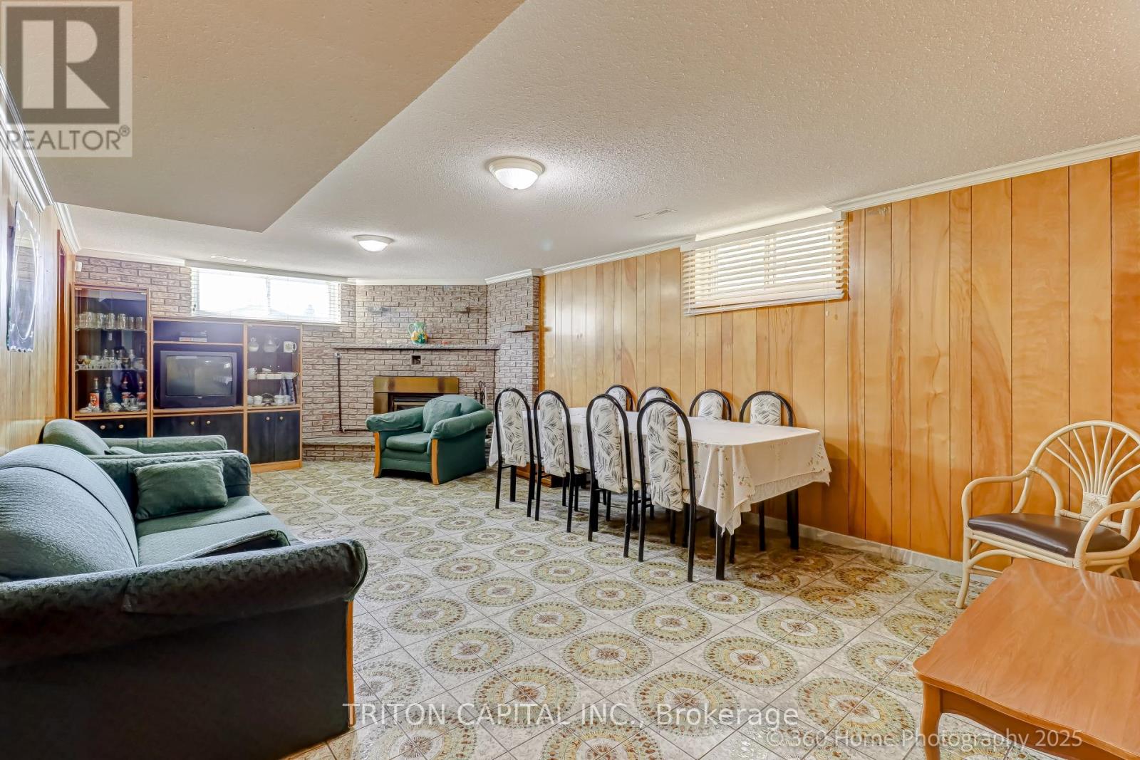 77 Fontainbleau Drive, Toronto (Newtonbrook West), Ontario  M2M 1P1 - Photo 16 - C12098646