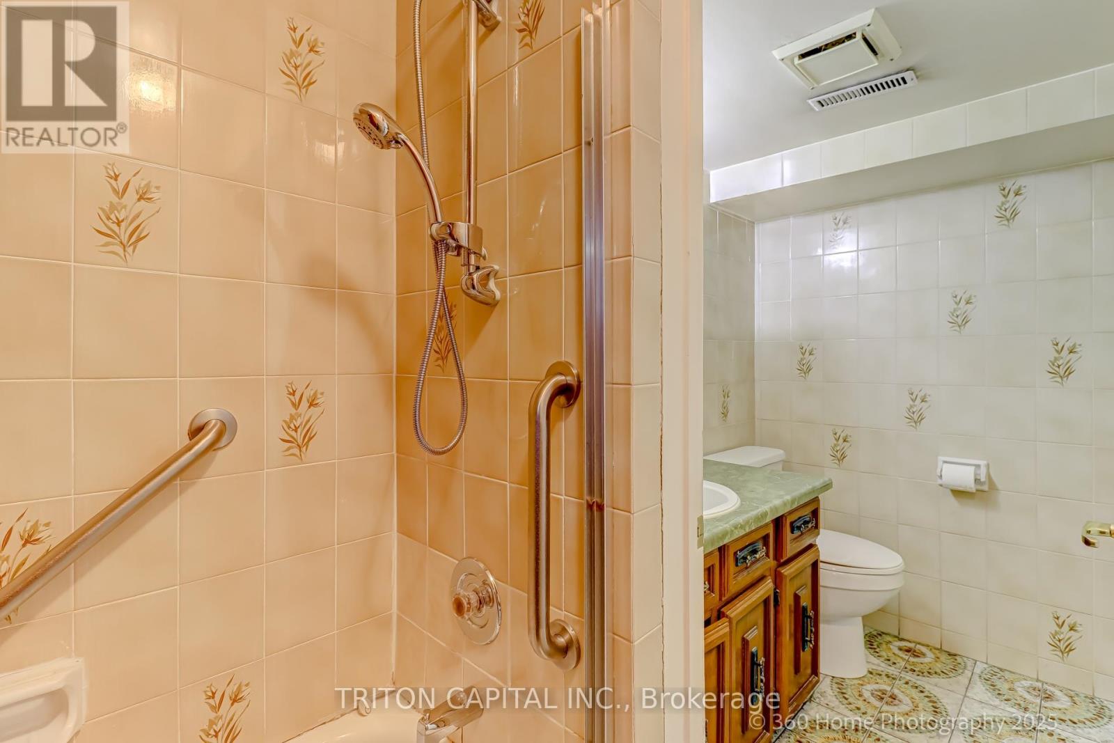 77 Fontainbleau Drive, Toronto (Newtonbrook West), Ontario  M2M 1P1 - Photo 21 - C12098646