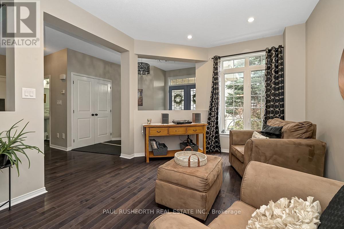 Property at 937 ROSSBURN CRESCENT image 4