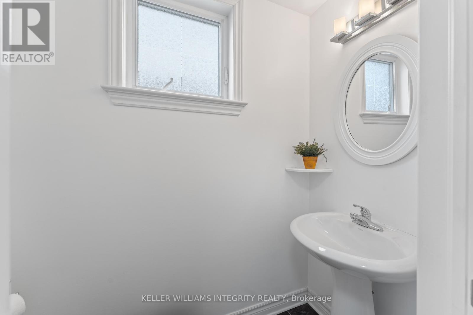 509 Cherokee Way, Ottawa, Ontario  K2S 0H5 - Photo 9 - X12098730