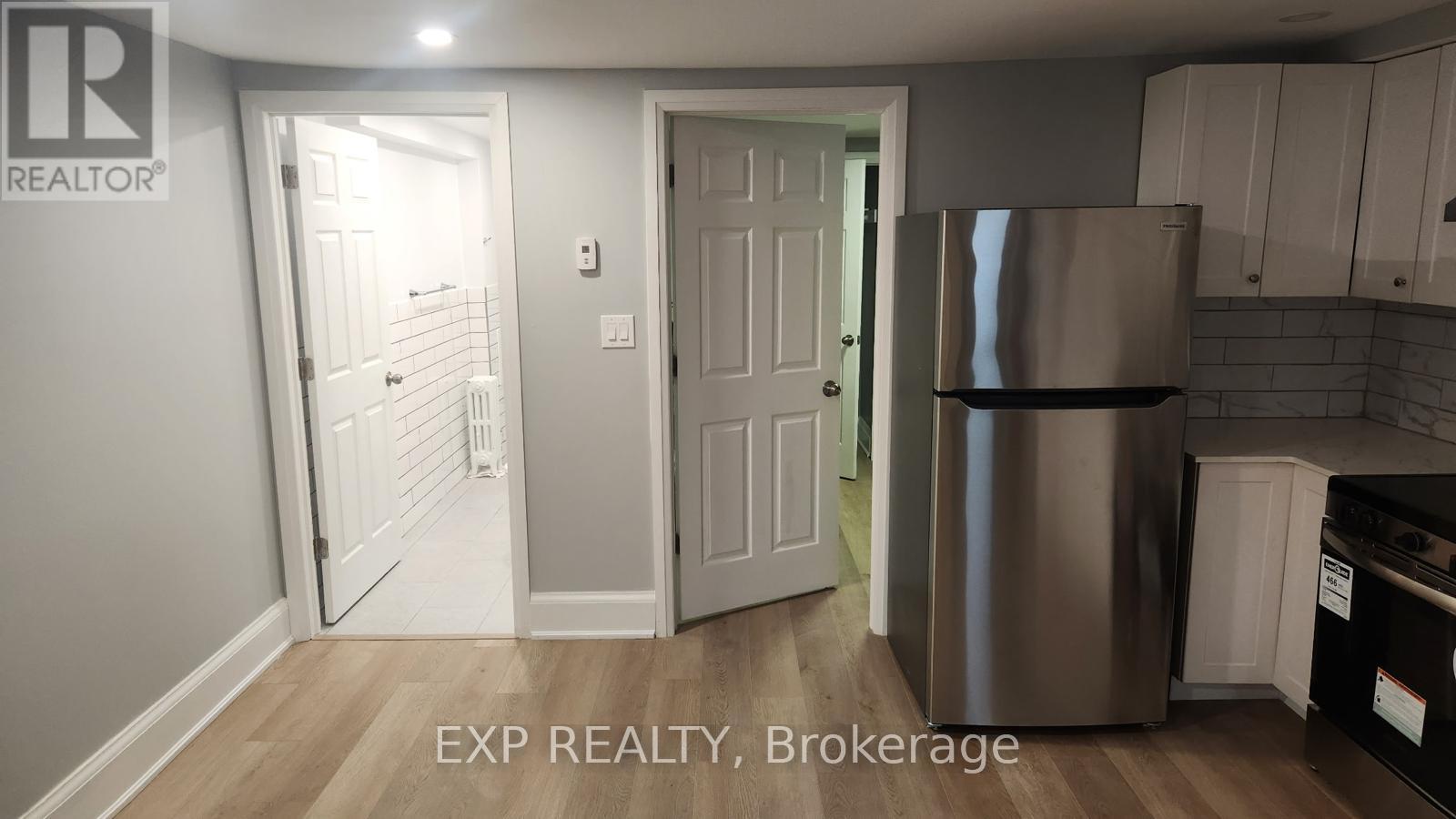 Lower - 789 Pape Avenue, Toronto, Ontario  M4K 3T2 - Photo 7 - E12096958