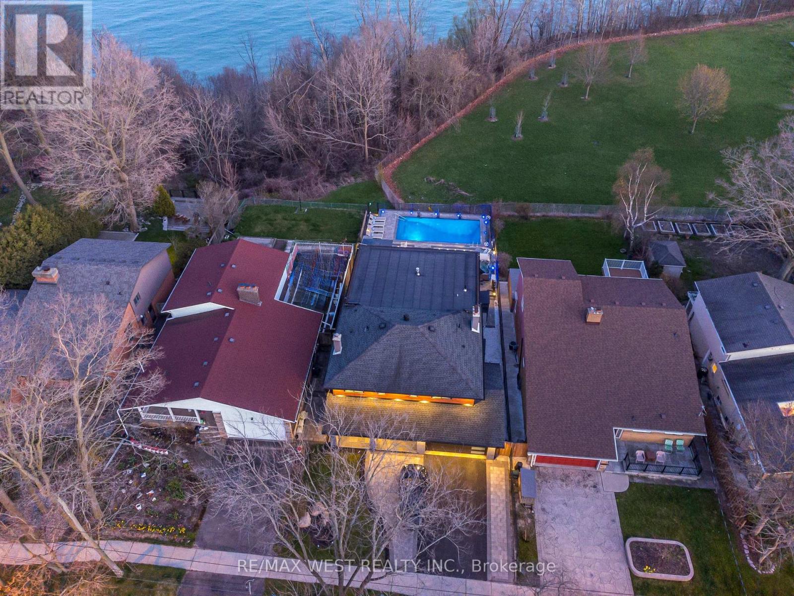 423 Guildwood Parkway, Toronto, Ontario  M1E 1R3 - Photo 3 - E12098728