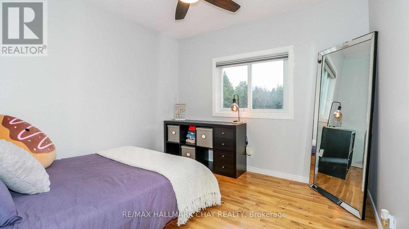 1587 Gill Road, Springwater, Ontario  L9X 1M5 - Photo 12 - S12098726