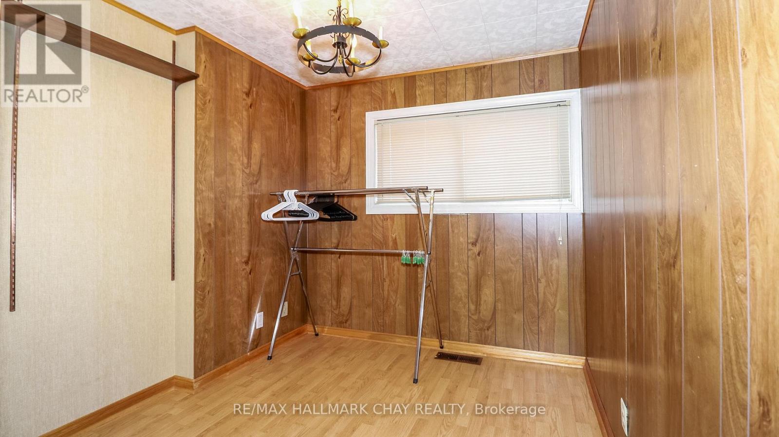1587 Gill Road, Springwater, Ontario  L9X 1M5 - Photo 16 - S12098726