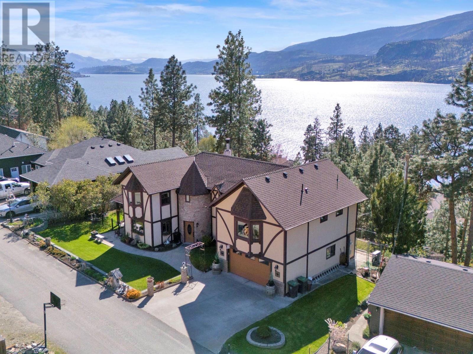 1922 Paly Road Kelowna Photo 5