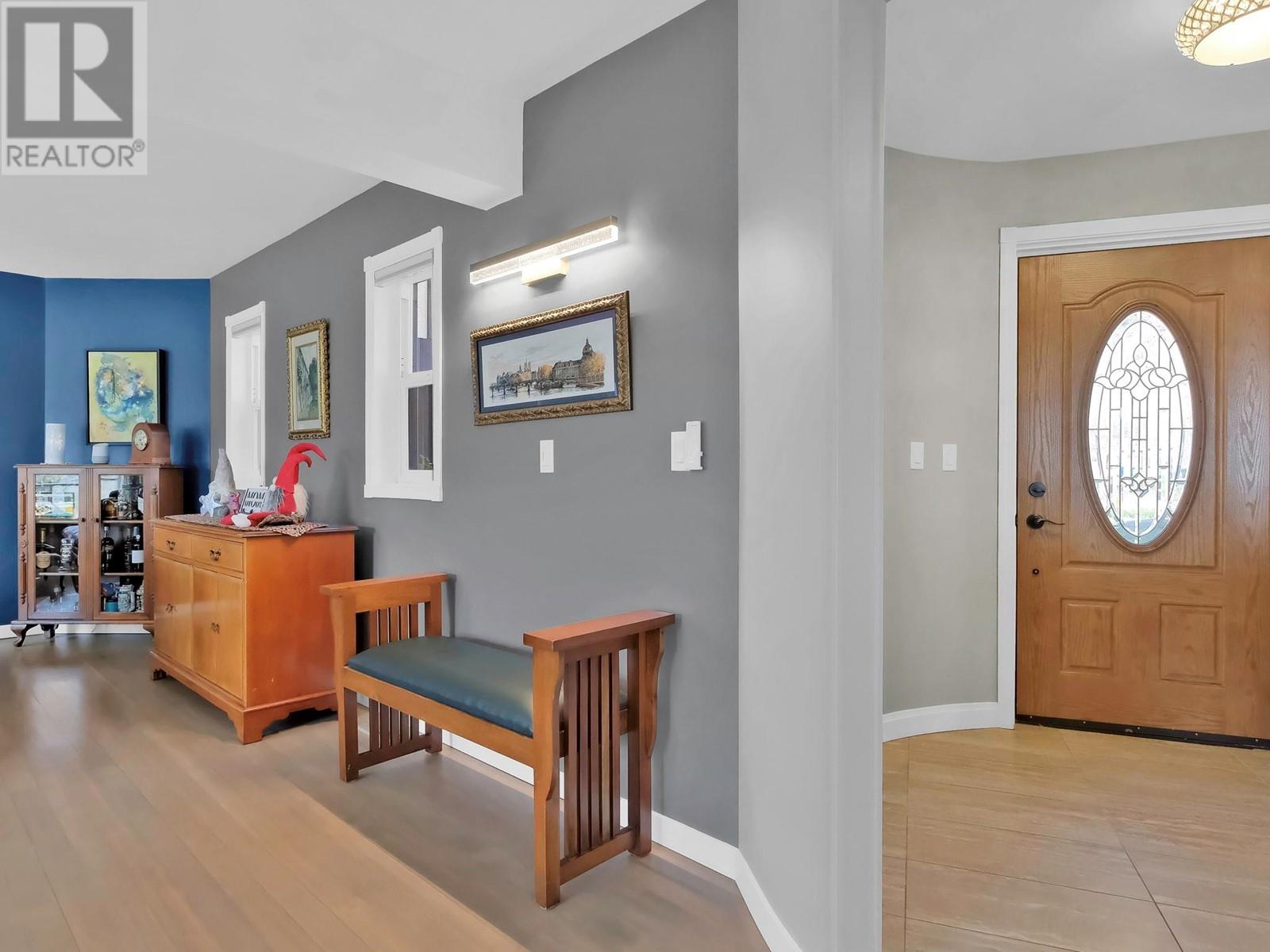 1922 Paly Road Kelowna Photo 10
