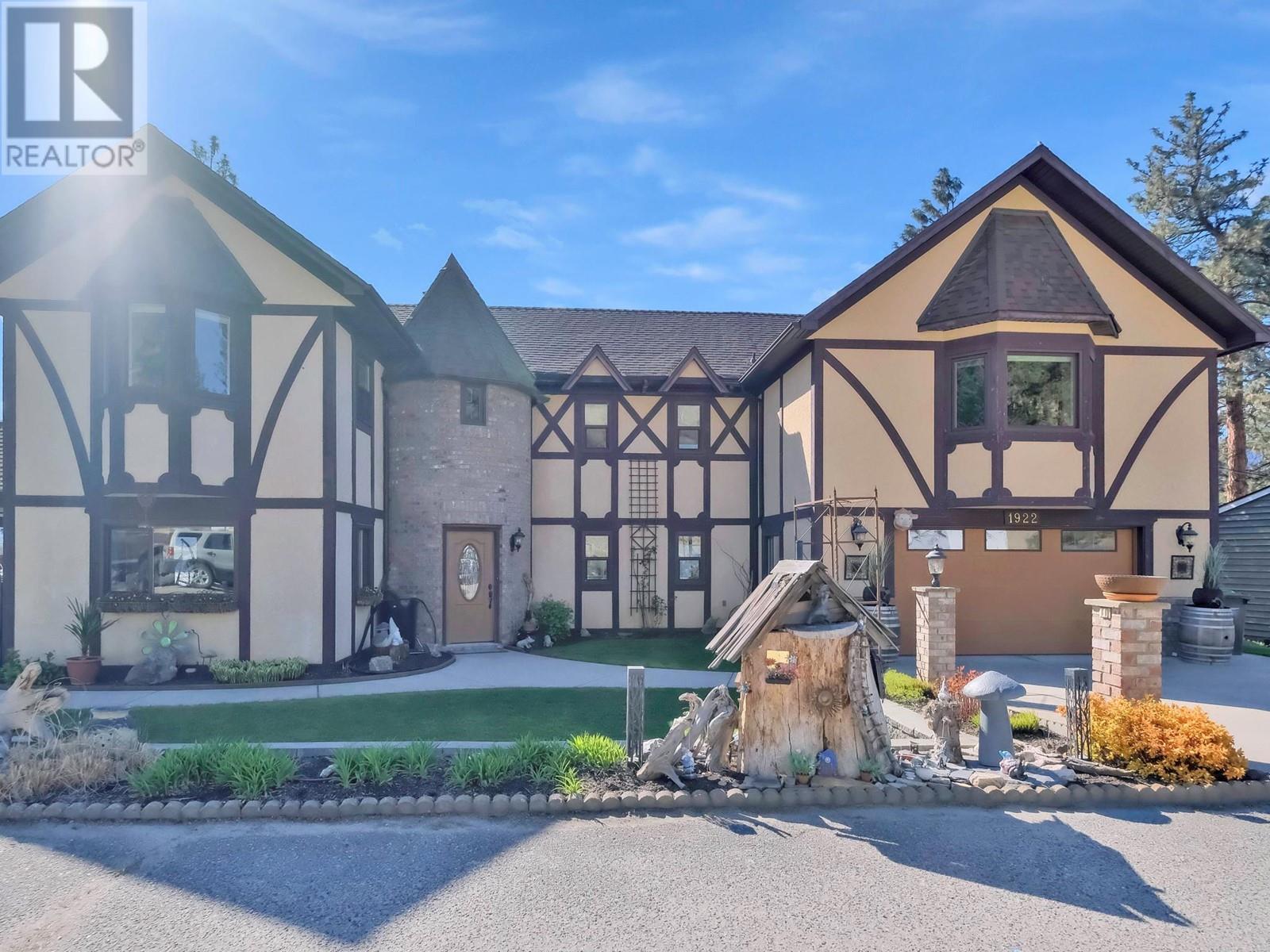 1922 Paly Road Kelowna Photo 2
