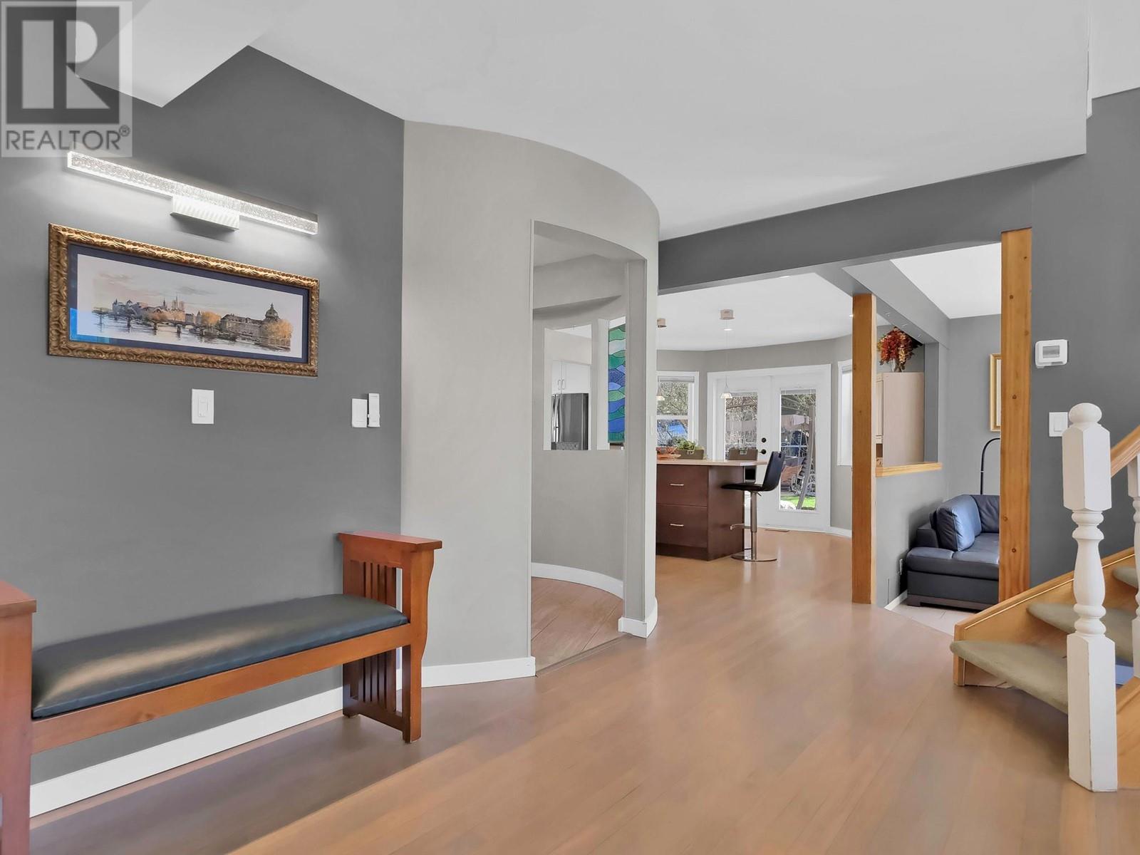 1922 Paly Road Kelowna Photo 11