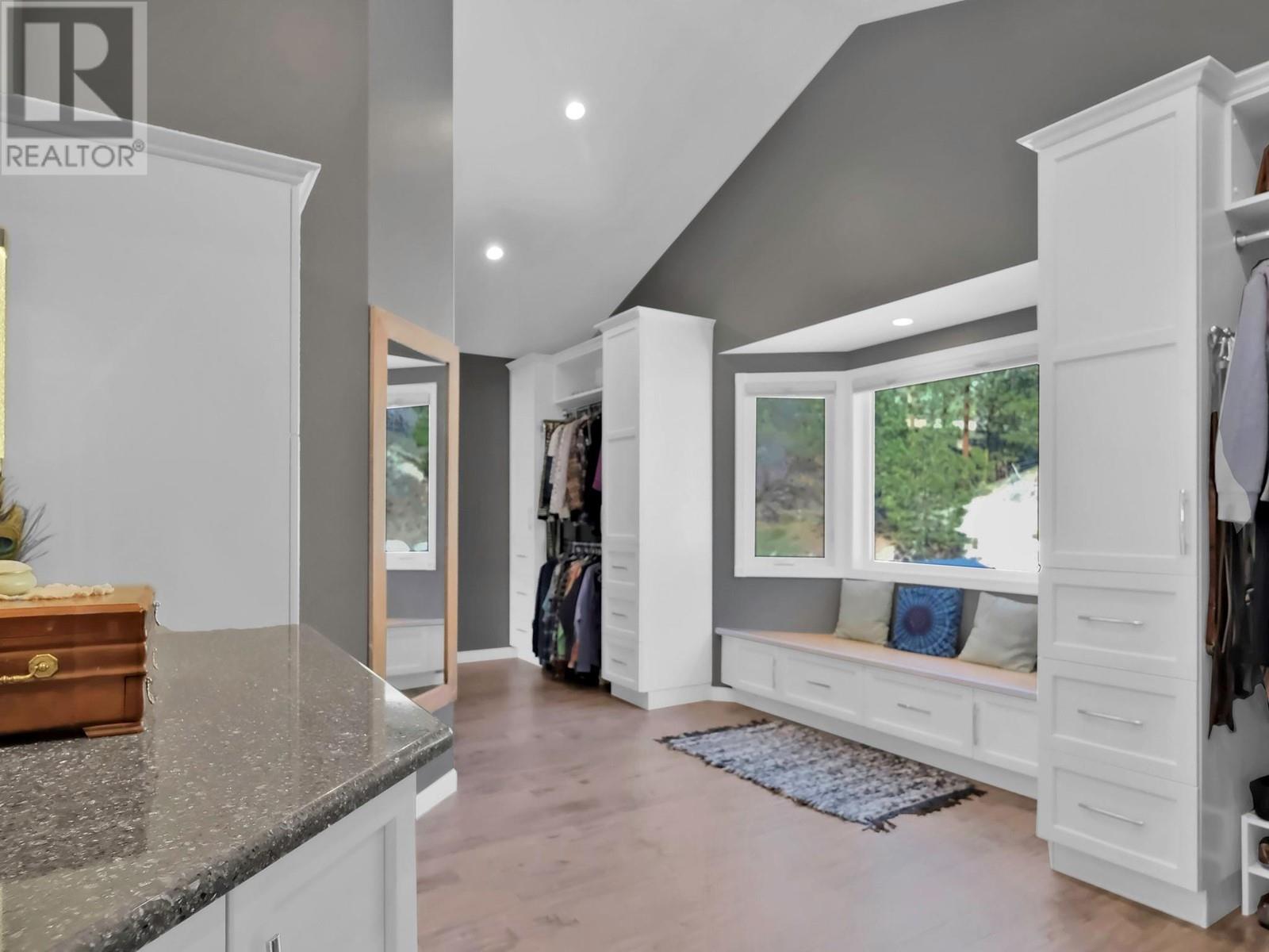 1922 Paly Road Kelowna Photo 35