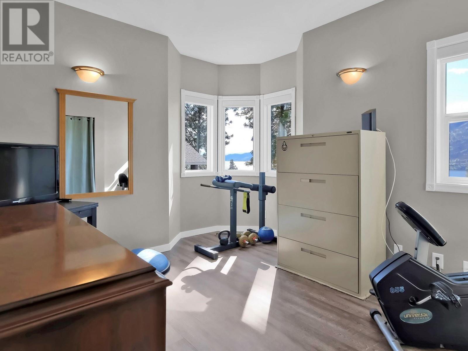 1922 Paly Road Kelowna Photo 48