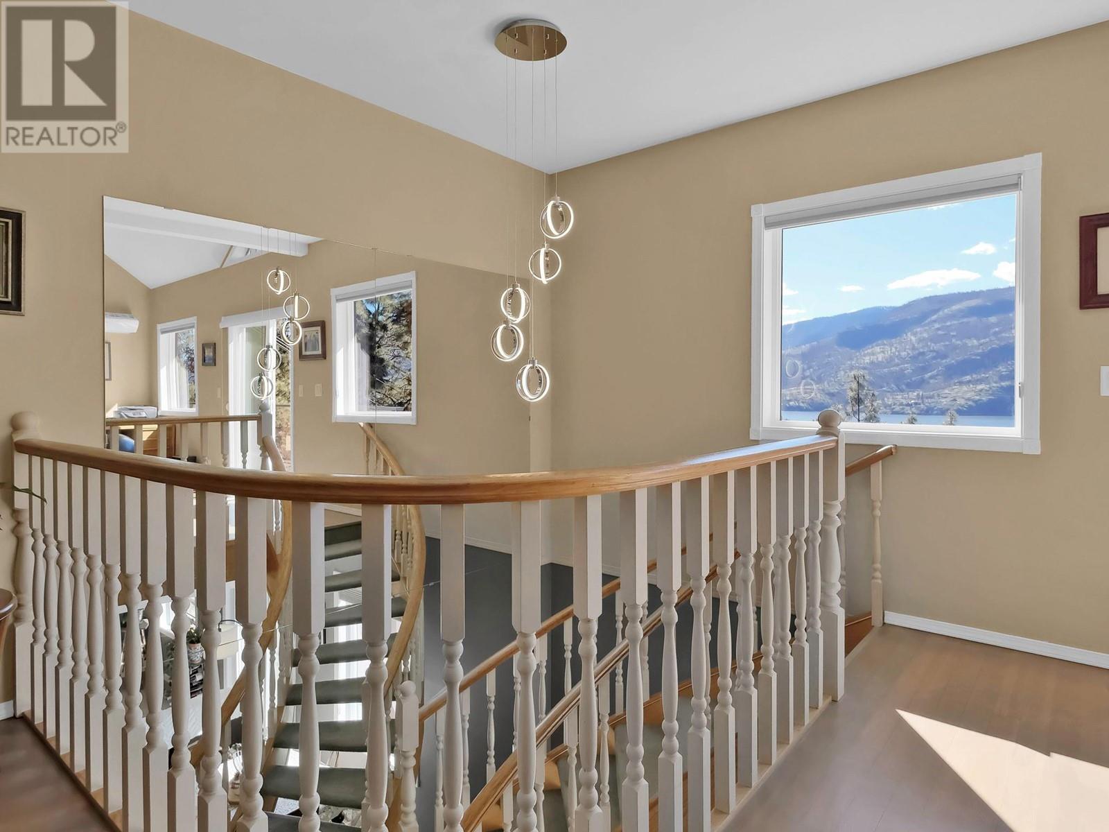 1922 Paly Road Kelowna Photo 24
