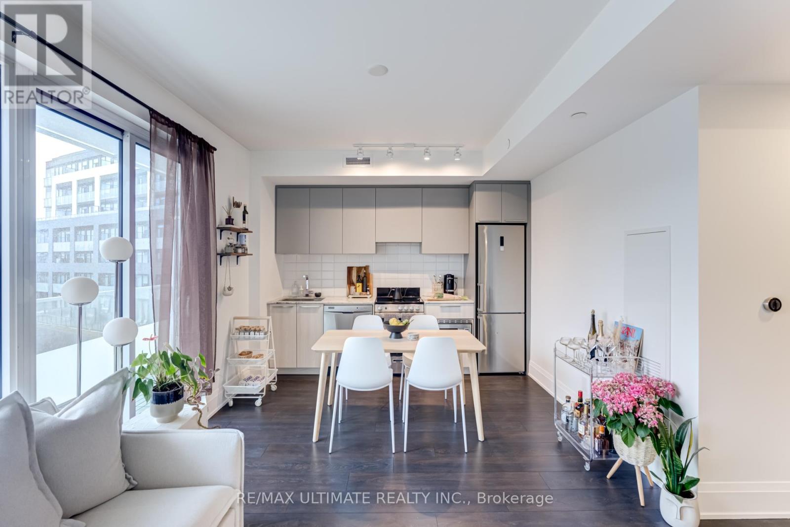 411 - 20 Brin Drive, Toronto, Ontario  M8X 0B2 - Photo 11 - W12098663