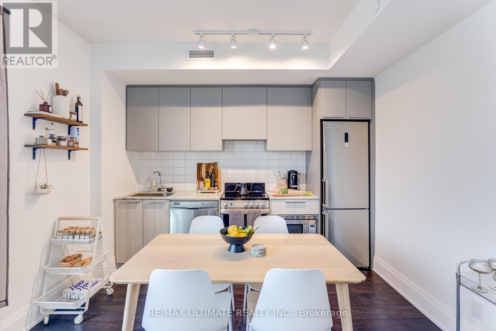 411 - 20 Brin Drive, Toronto, Ontario  M8X 0B2 - Photo 13 - W12098663