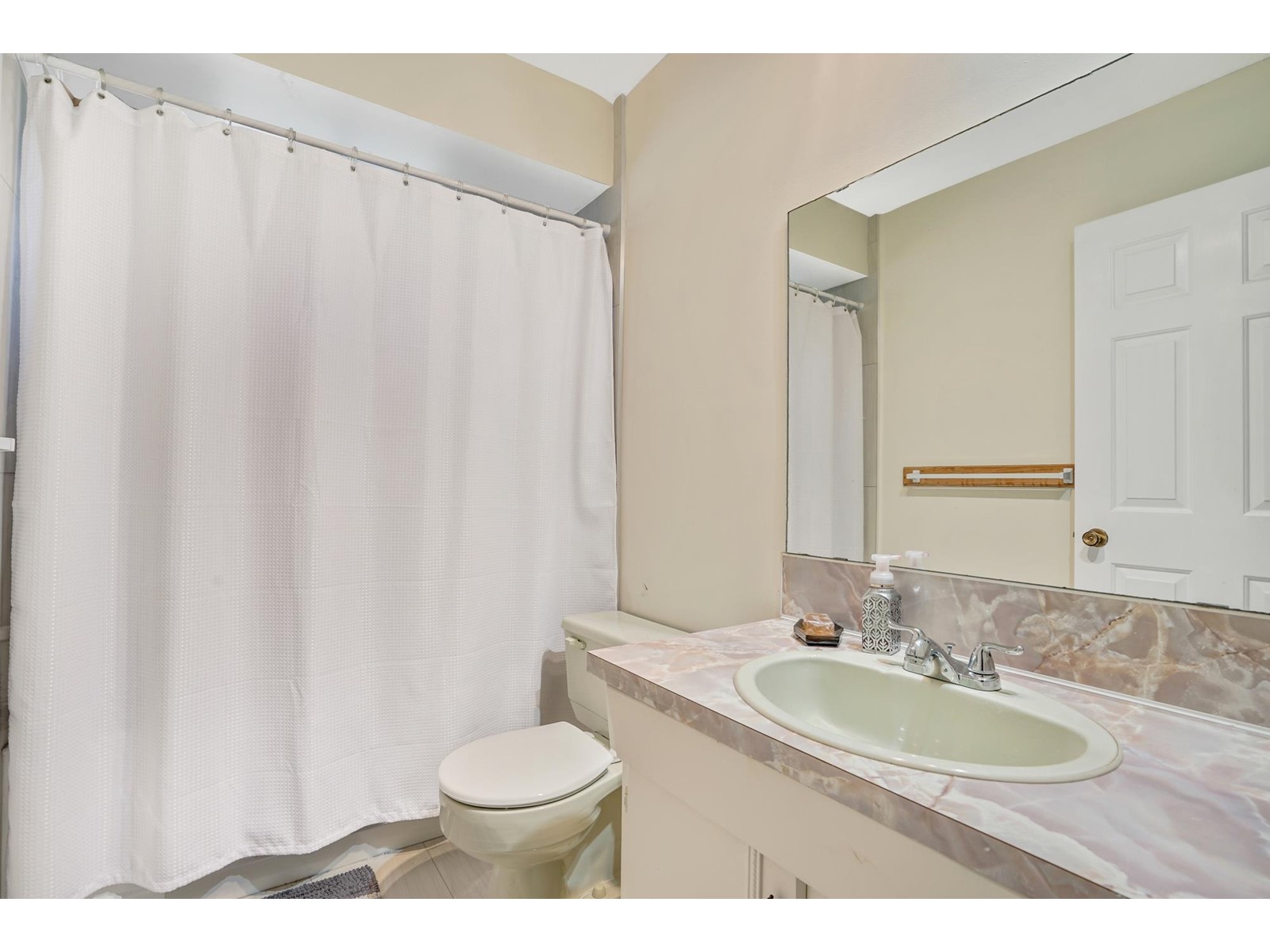 8913 Jedburgh Place, Surrey, British Columbia  V3V 6S1 - Photo 14 - R2969814