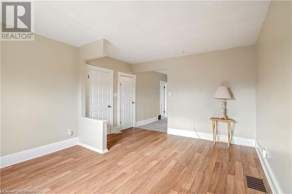 198 Sheridan Street Unit# Upper, Brantford, Ontario  N3S 4P8 - Photo 11 - 40719067