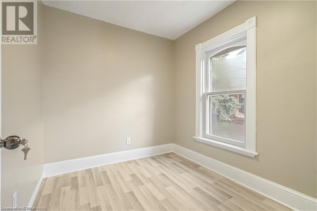198 Sheridan Street Unit# Upper, Brantford, Ontario  N3S 4P8 - Photo 21 - 40719067