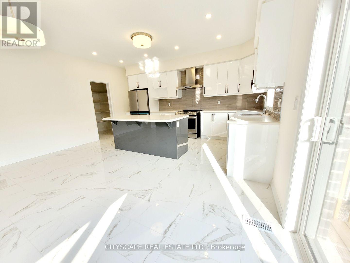 7 Stauffer Road, Brantford, Ontario  N3V 0B1 - Photo 6 - X12098665