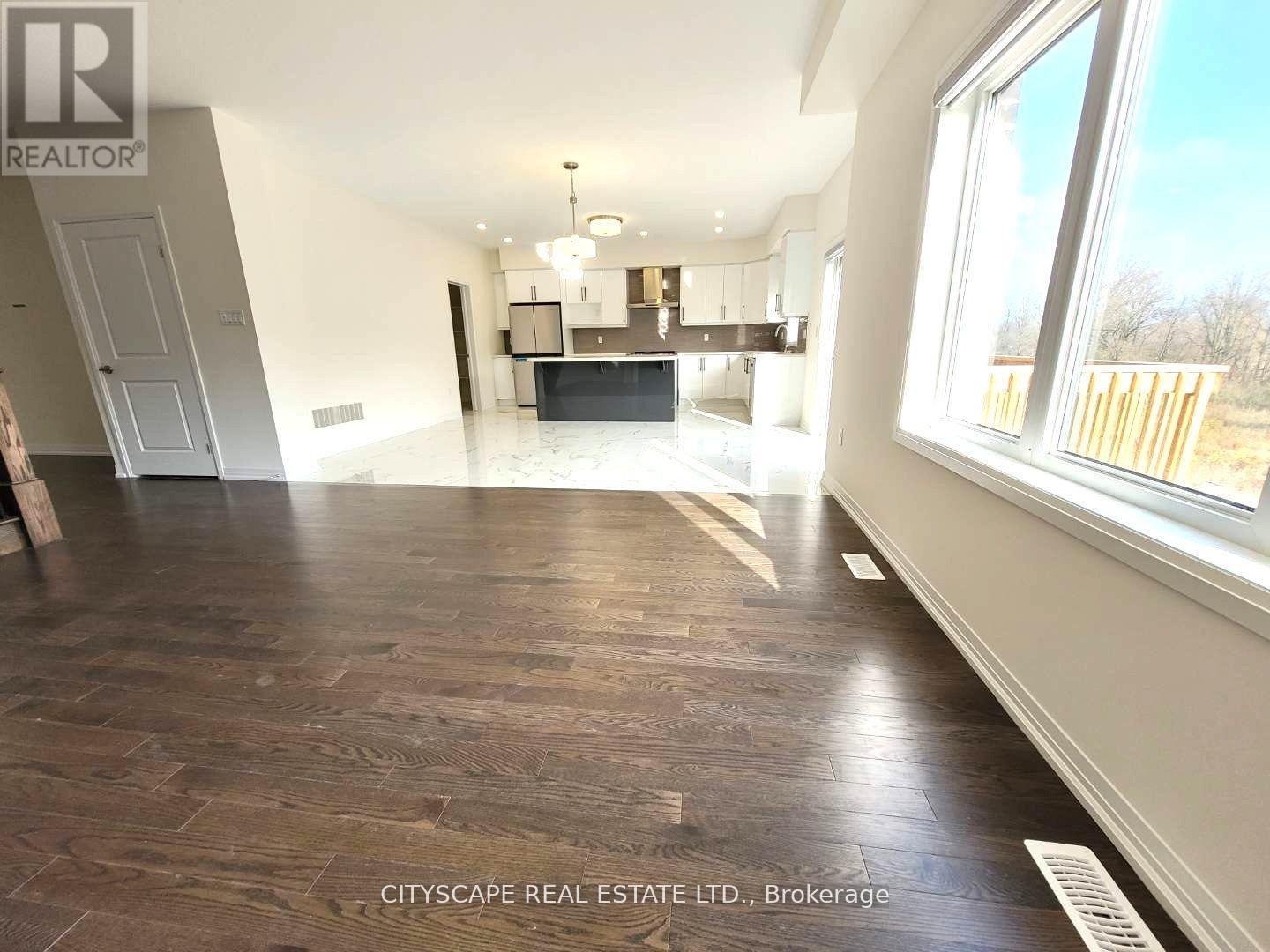 7 Stauffer Road, Brantford, Ontario  N3V 0B1 - Photo 7 - X12098665