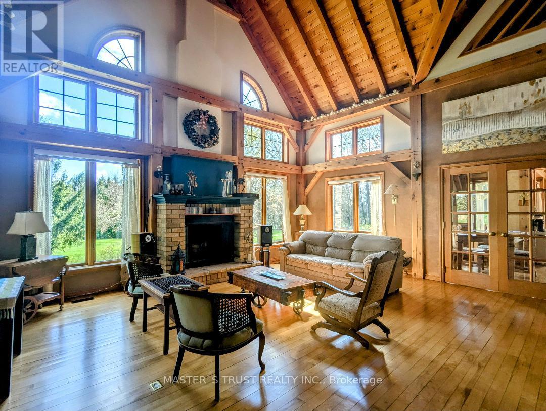 10 William Andrew Avenue, Whitchurch-Stouffville, Ontario  L4A 7X5 - Photo 9 - N12007830