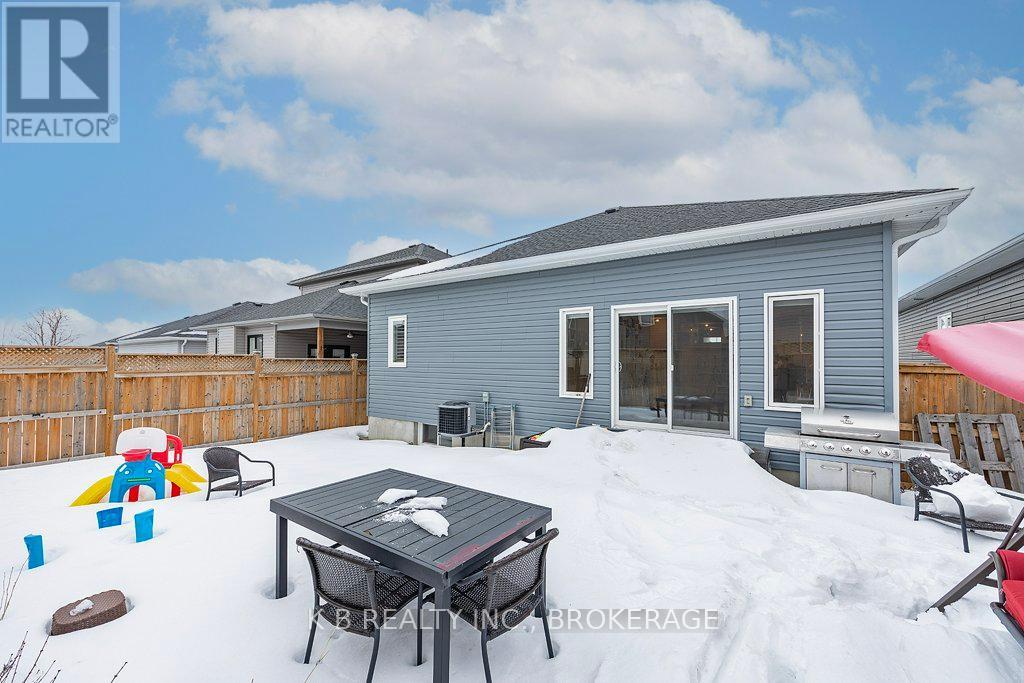 1465 Evergreen Drive, Kingston (City Northwest), Ontario  K7P 0M7 - Photo 45 - X12098897