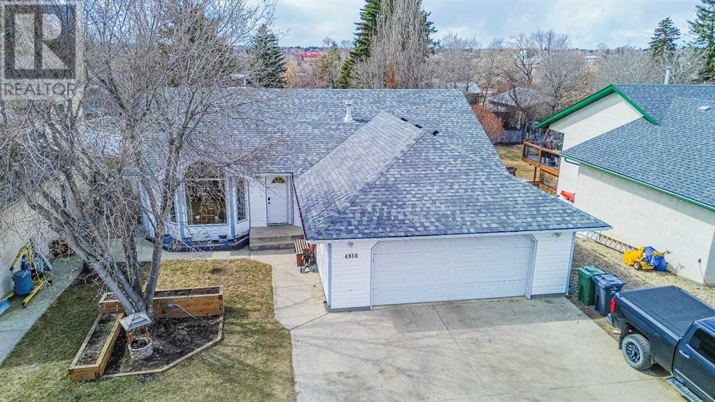 4818 43 Street, Ponoka, Alberta  T4J 1C2 - Photo 2 - A2211404