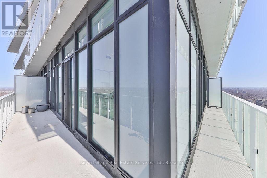 6005 - 3900 Confederation Parkway, Mississauga, Ontario  L5B 0M3 - Photo 17 - W12098743