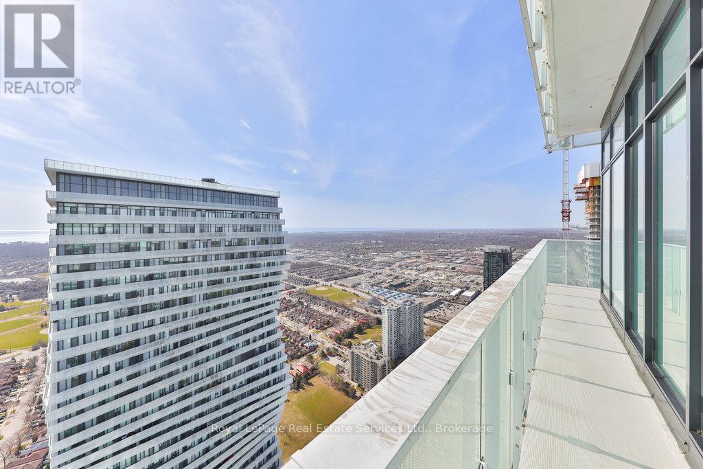6005 - 3900 Confederation Parkway, Mississauga, Ontario  L5B 0M3 - Photo 18 - W12098743
