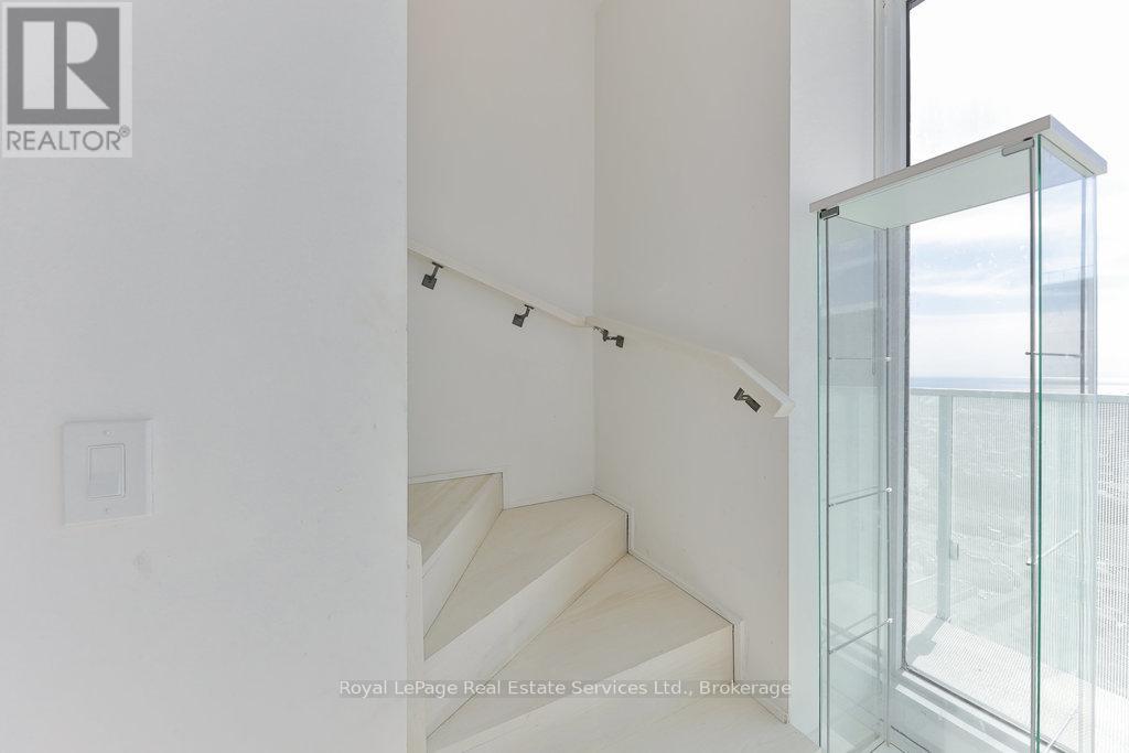 6005 - 3900 Confederation Parkway, Mississauga, Ontario  L5B 0M3 - Photo 20 - W12098743