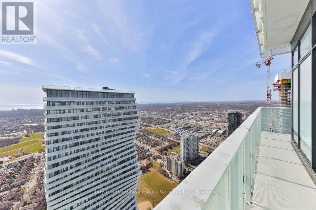 6005 - 3900 Confederation Parkway, Mississauga, Ontario  L5B 0M3 - Photo 29 - W12098743