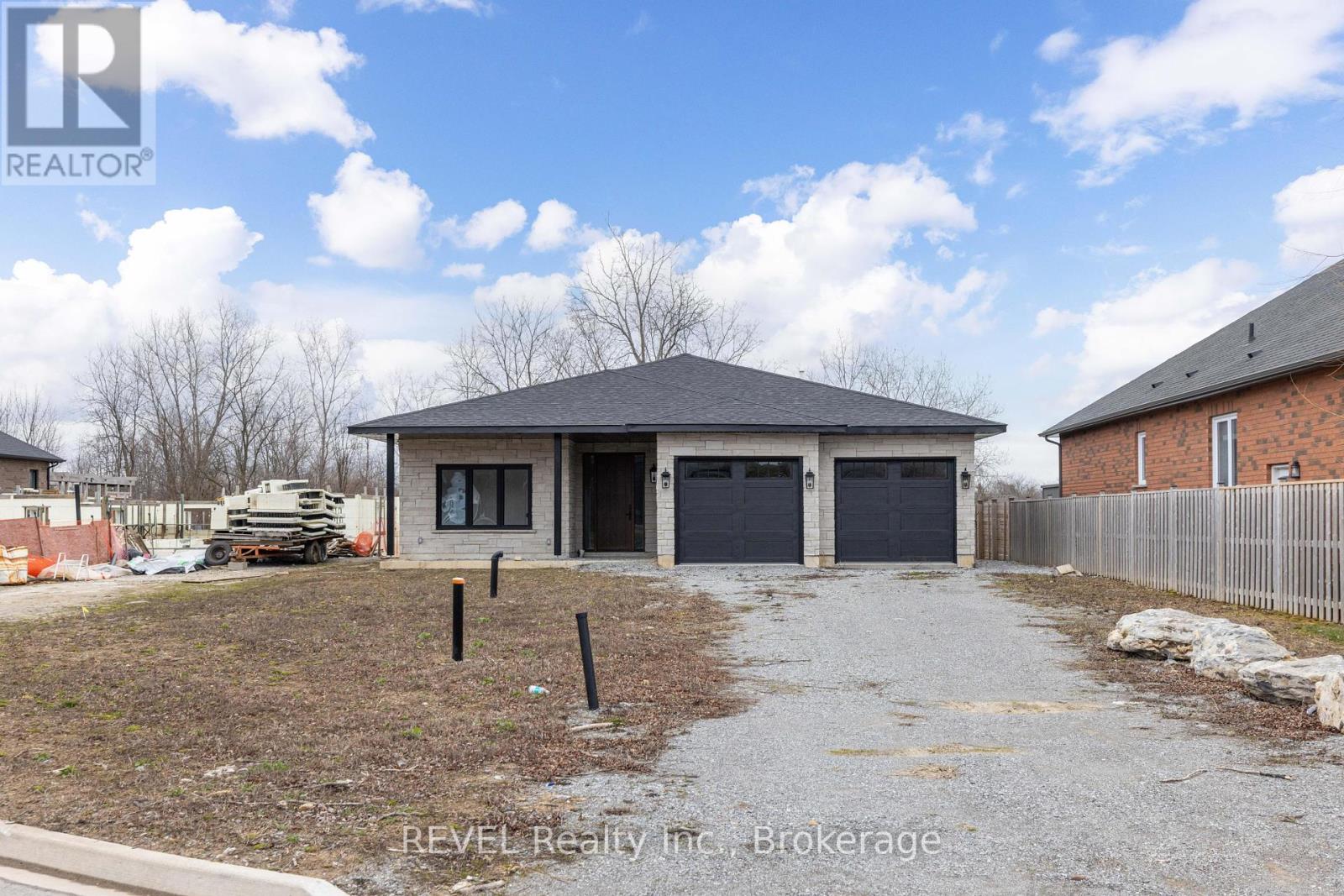 Property at 65 RENFIELD STREET image 2