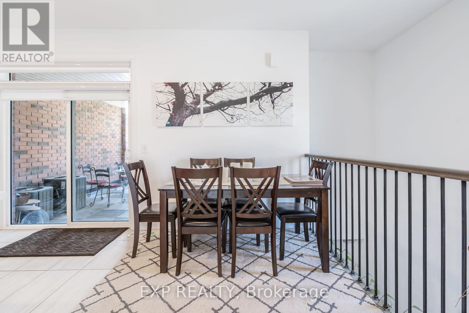 85 Burnhamthorpe Road E, Oakville, Ontario  L6H 3R2 - Photo 12 - W12093681
