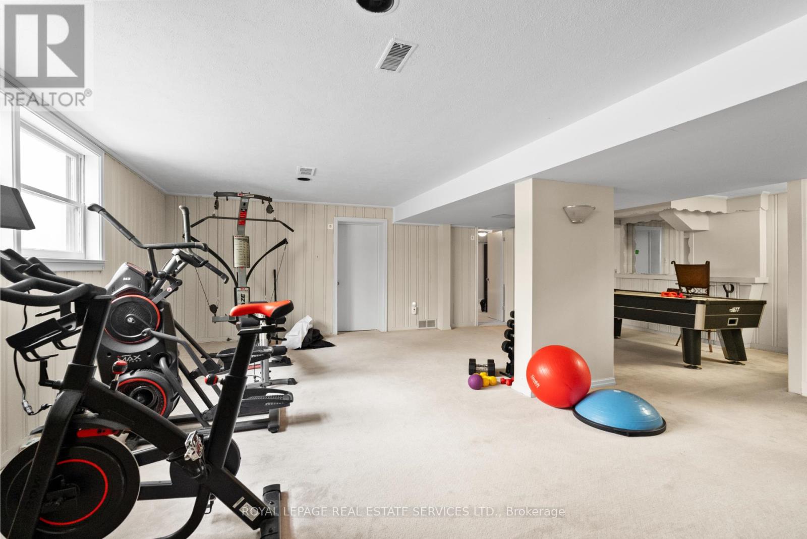 89 Valecrest Drive, Toronto, Ontario  M9A 4P5 - Photo 25 - W12098602